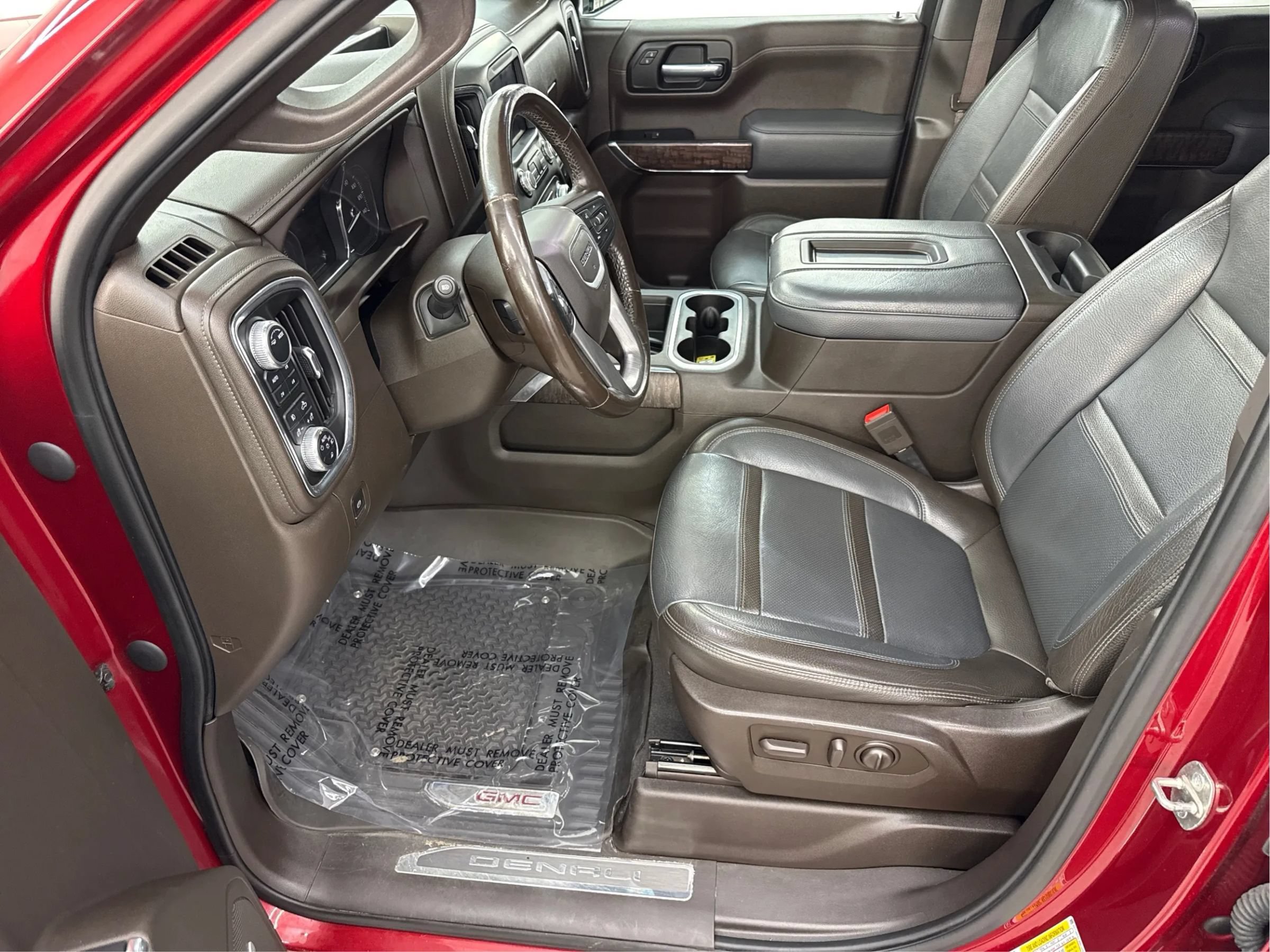Used 2022 GMC Sierra 1500 Denali w/ Driver Alert Package II AWD/4WD image 13
