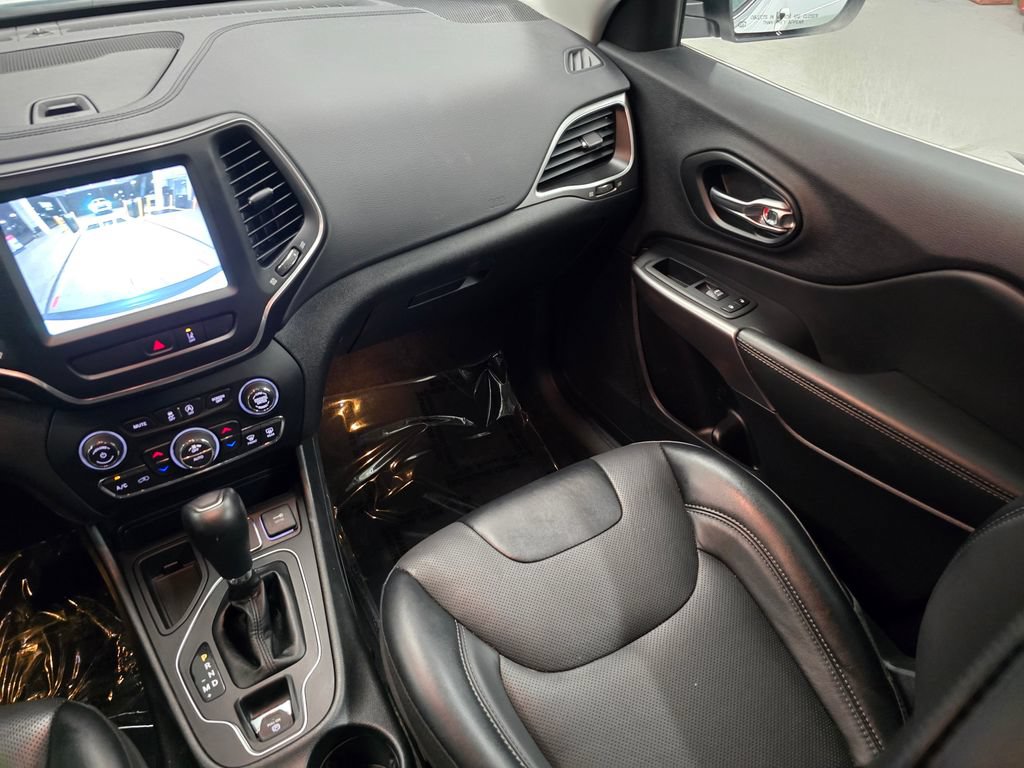 Certified 2022 Jeep Cherokee Latitude Lux FWD image 37