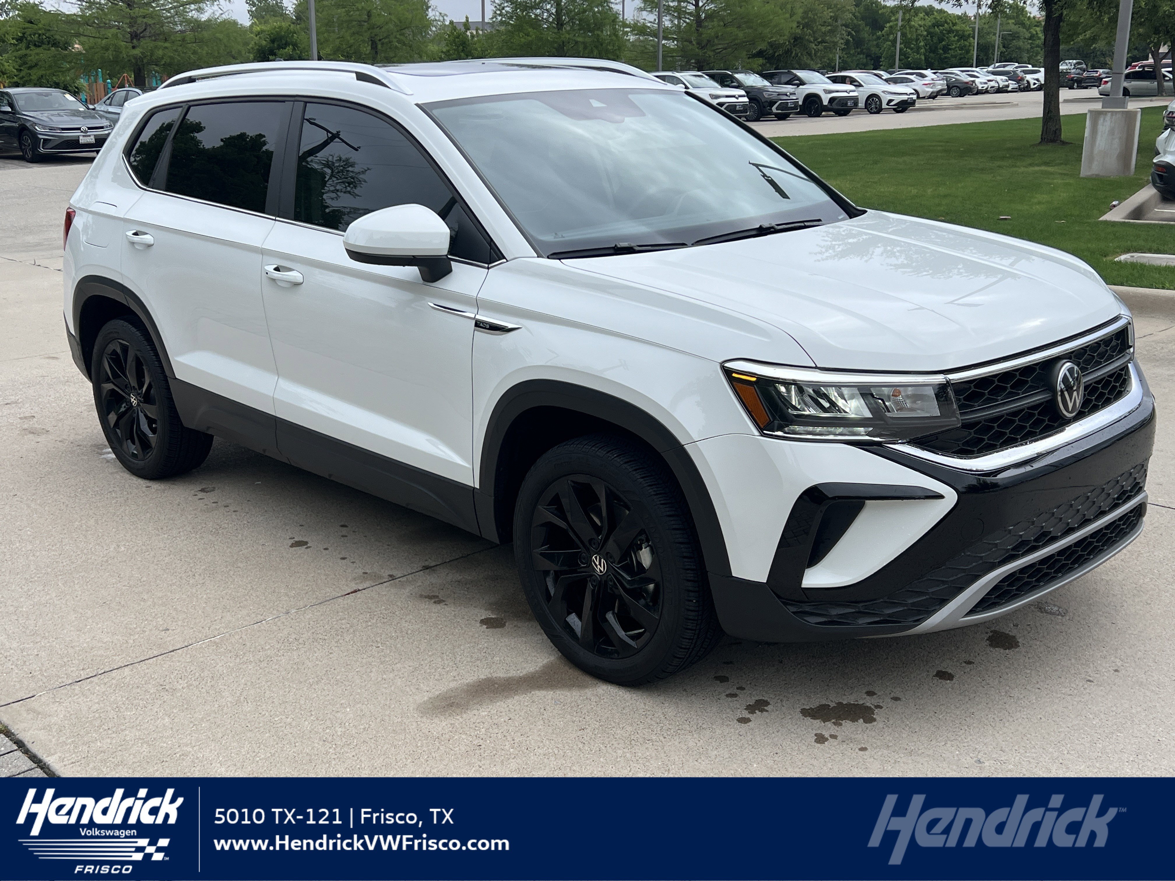 Certified 2023 Volkswagen Taos SE w/ Panoramic Sunroof Package