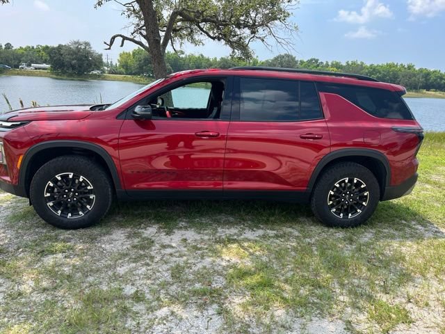 Used 2024 Chevrolet Traverse Z71 w/ Enhanced Driving Package AWD/4WD image 4