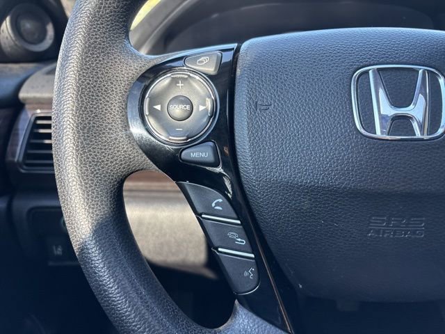 Used 2017 Honda Accord EX image 14