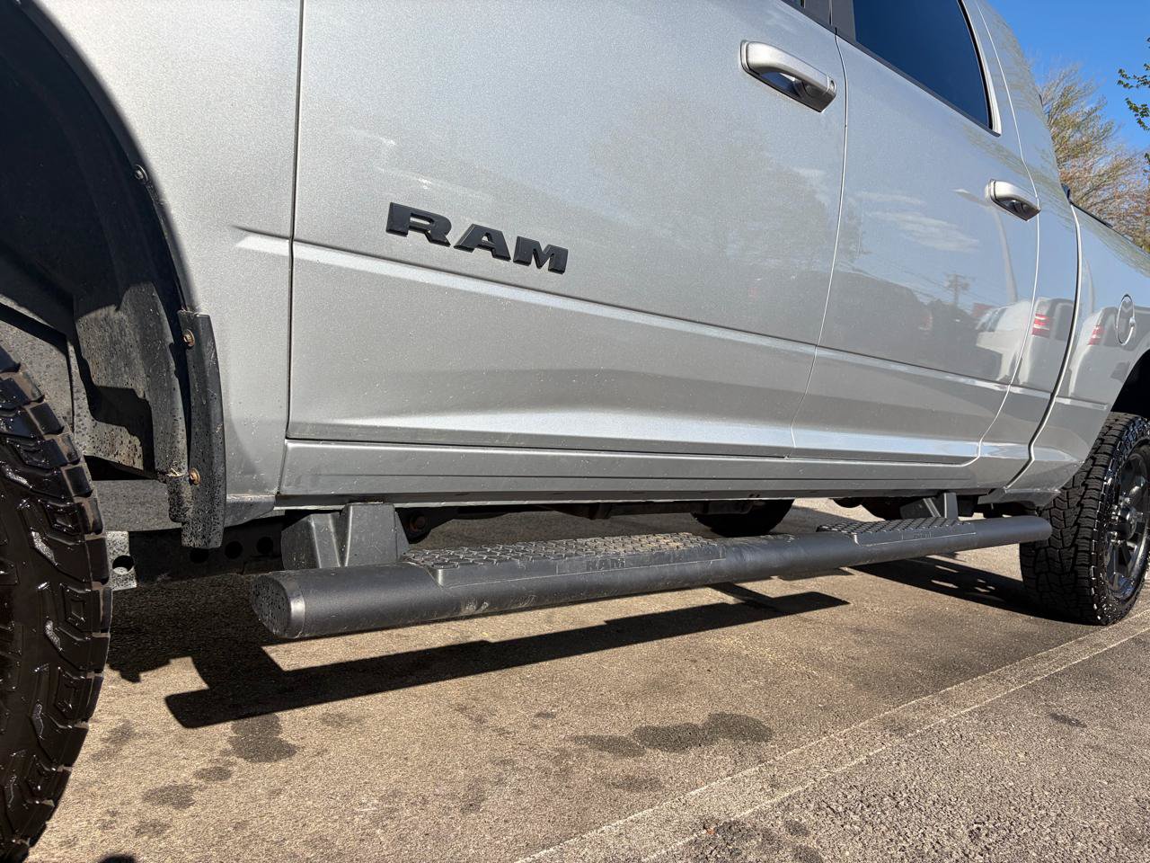 Used 2021 RAM 2500 Big Horn w/ Night Edition AWD/4WD image 14