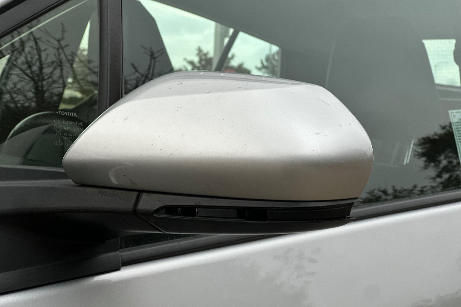 Certified 2022 Toyota Prius Prime XLE FWD image 54