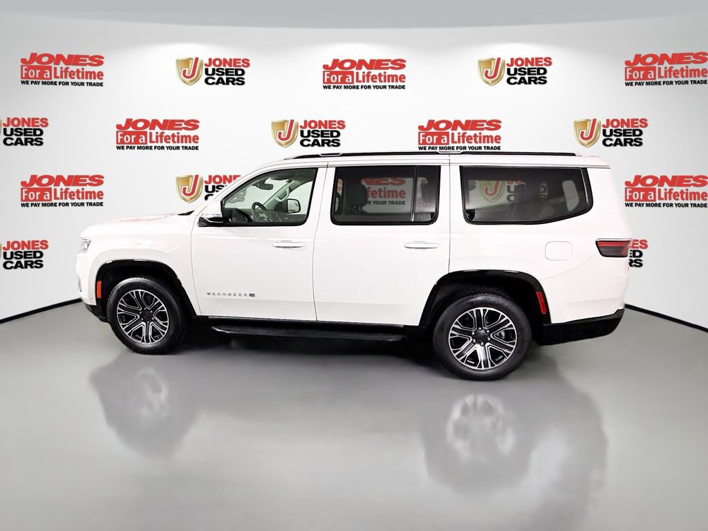 Used 2022 Jeep Wagoneer Series III w/ Flexible Seating Group image 15