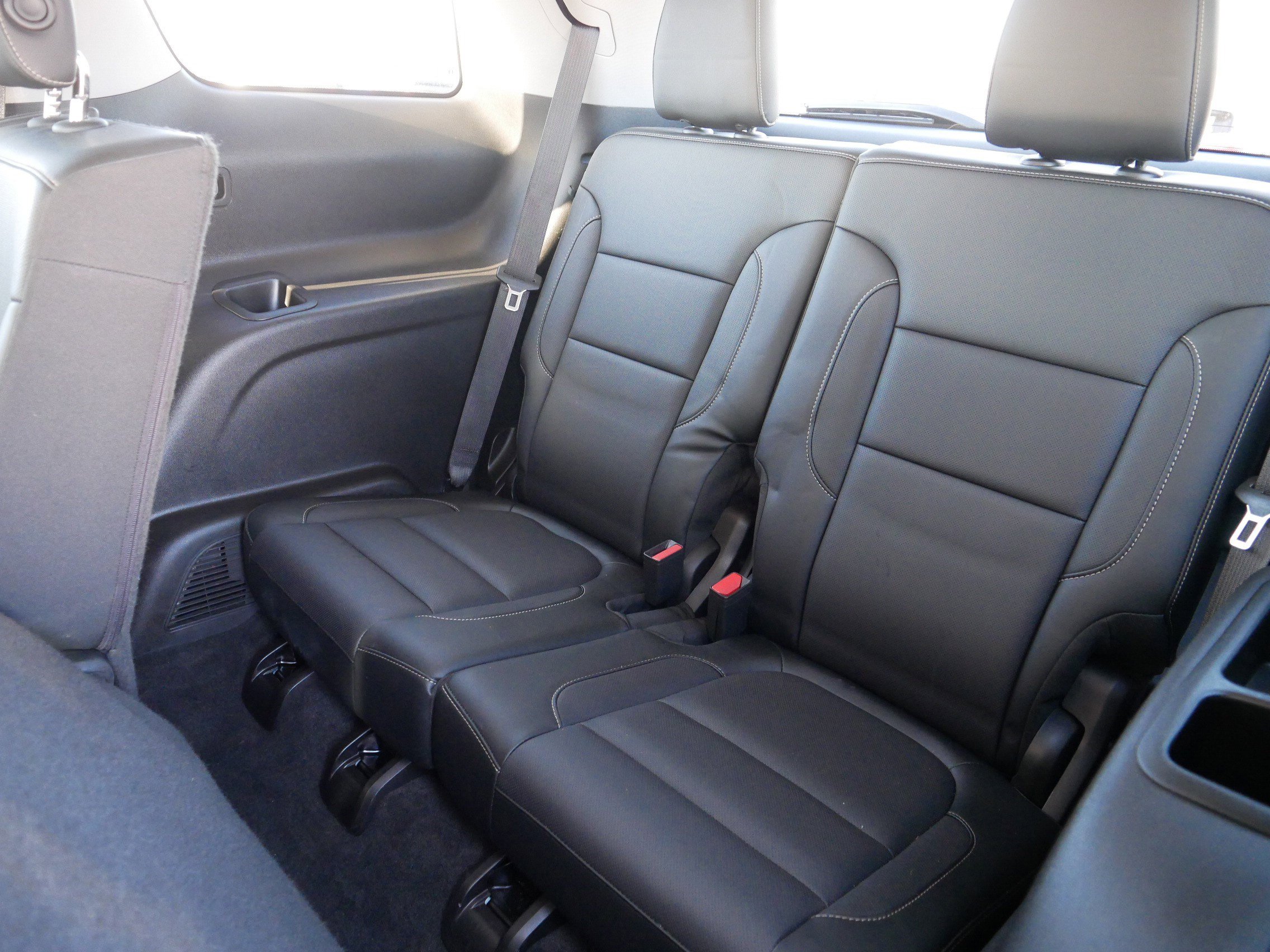 Used 2019 GMC Acadia SLT image 36