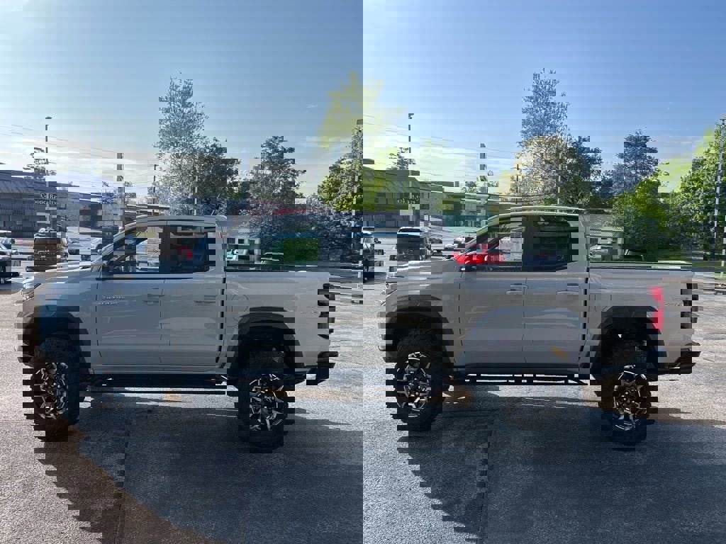 New 2026 Chevrolet Colorado ZR2 w/ Technology Package image 7