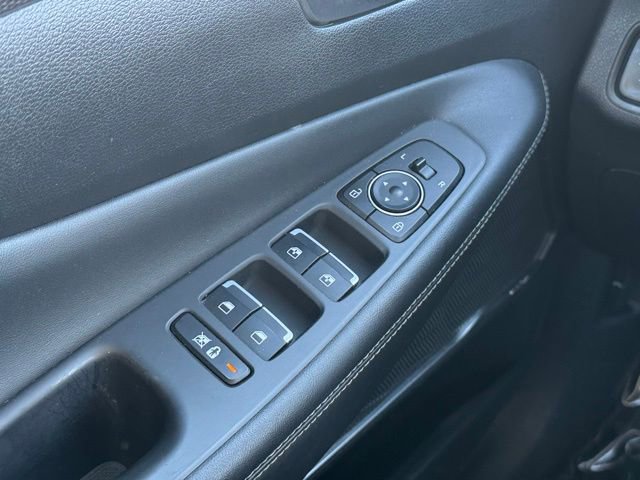 Used 2020 Hyundai Santa Fe Limited image 33