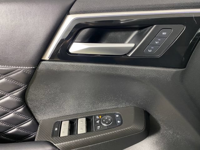 Used 2024 Mitsubishi Outlander SEL AWD/4WD image 13