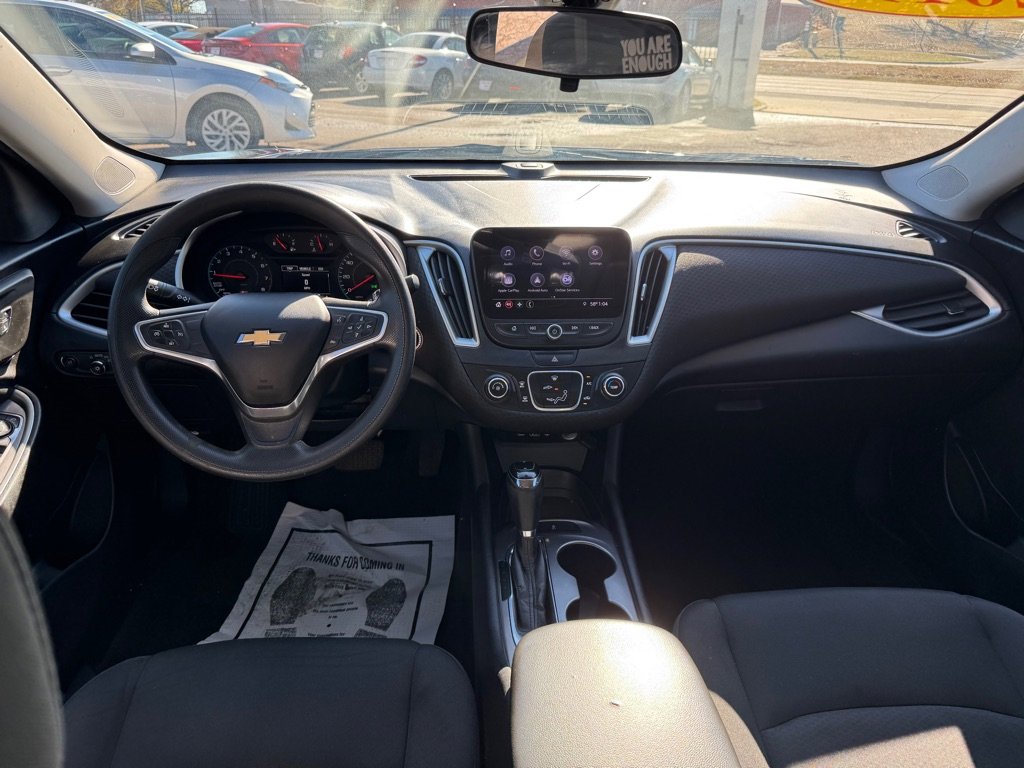 Used 2019 Chevrolet Malibu LS image 17