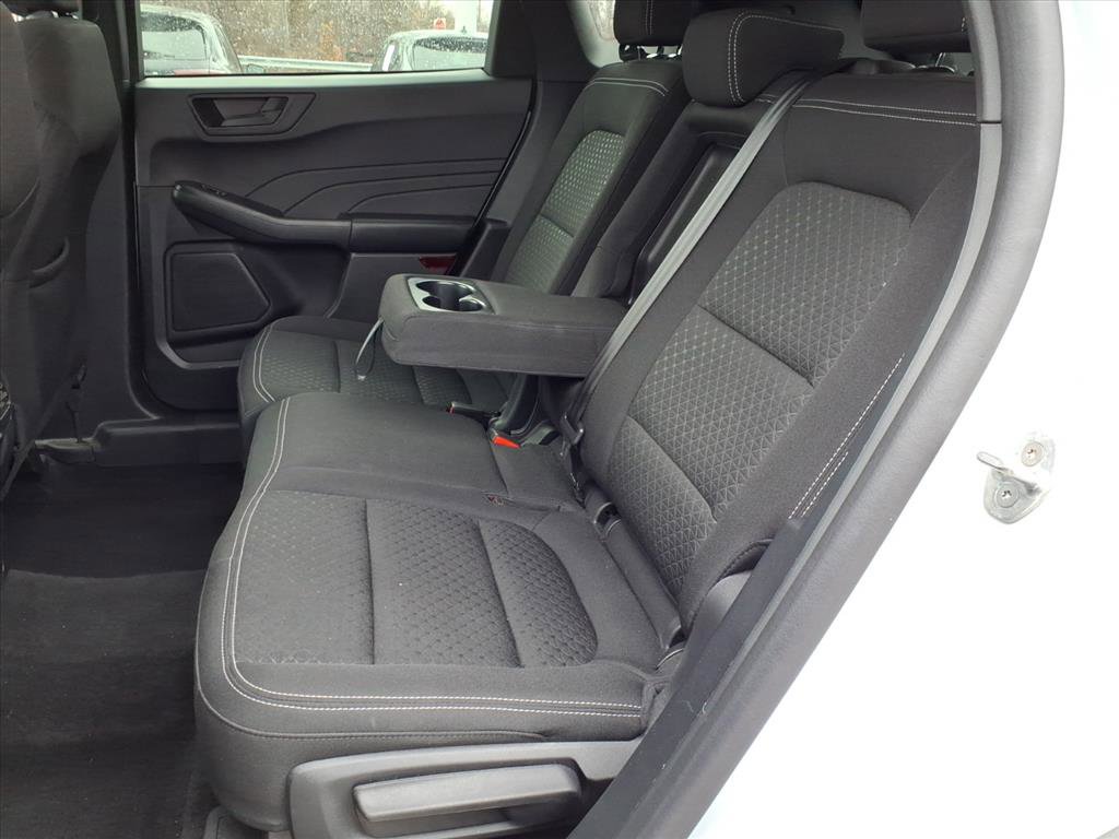 Used 2025 Ford Escape Active AWD/4WD image 8