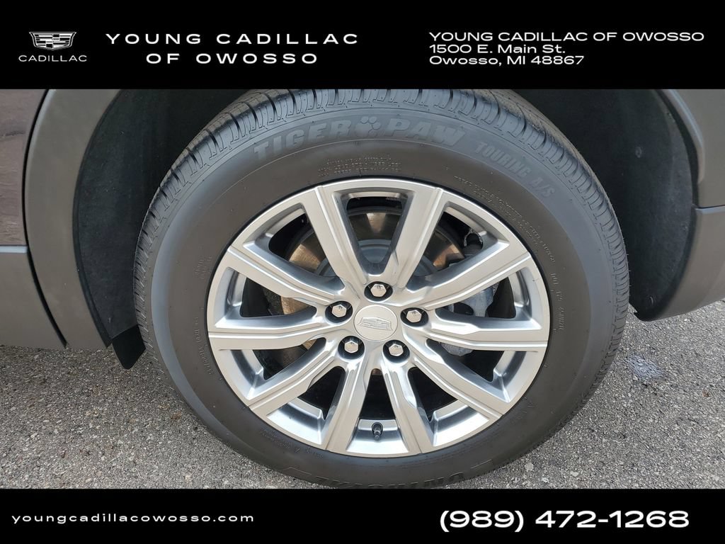 Used 2022 Cadillac XT4 Premium Luxury w/ Cold Weather Package AWD/4WD image 33