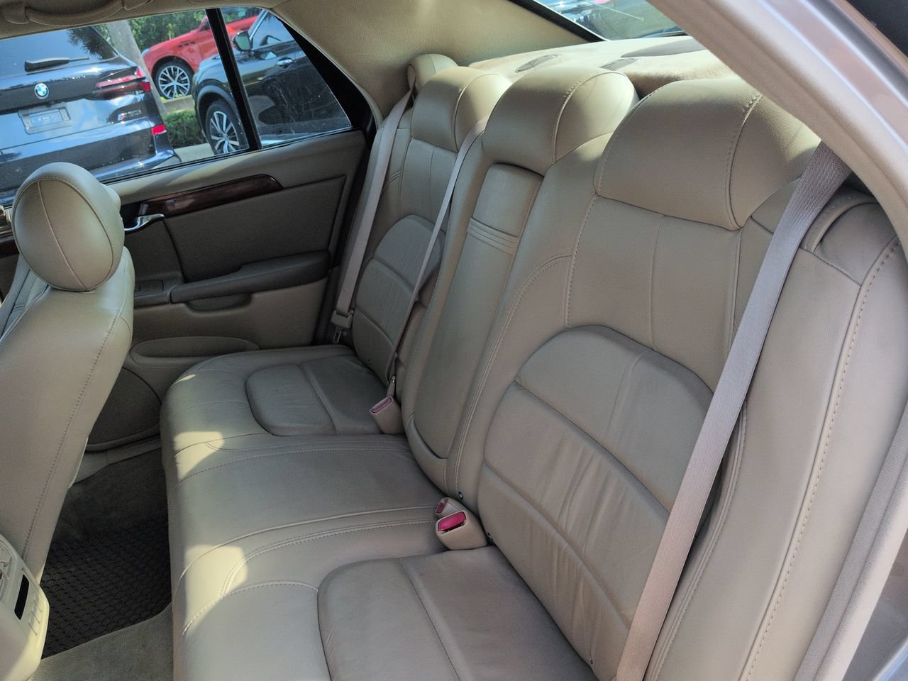 Used 2004 Cadillac De Ville FWD image 12