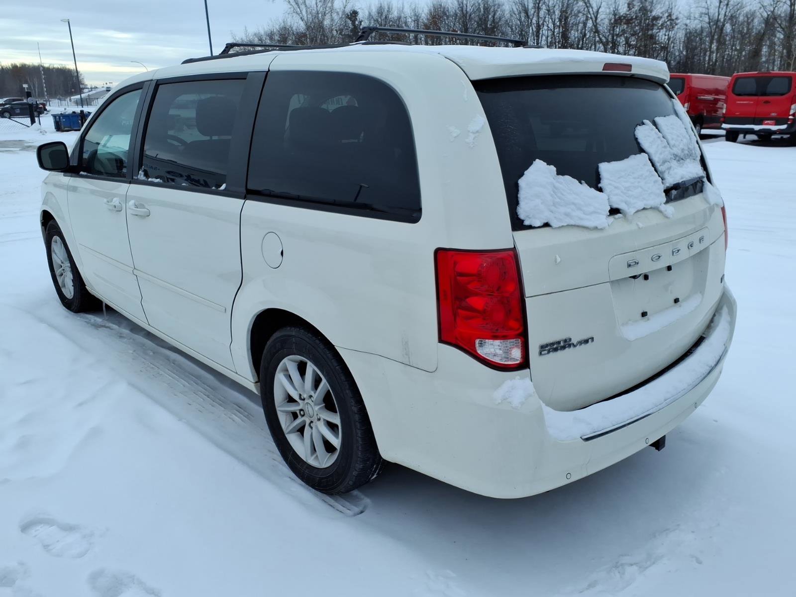 Used 2013 Dodge Grand Caravan SXT w/ Rear Park Assist Pkg image 3