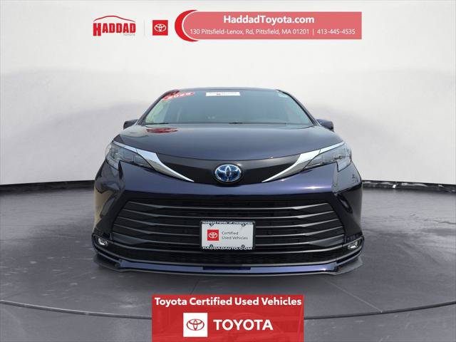 Certified 2025 Toyota Sienna XLE w/ XLE Plus Package AWD/4WD image 9