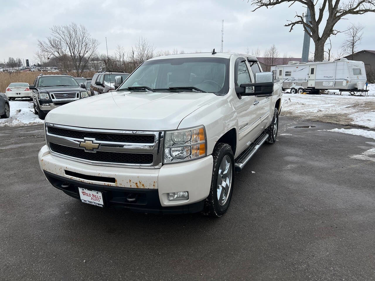 Used 2011 Chevrolet Silverado 1500 LTZ w/ LTZ White Diamond Edition AWD/4WD image 1
