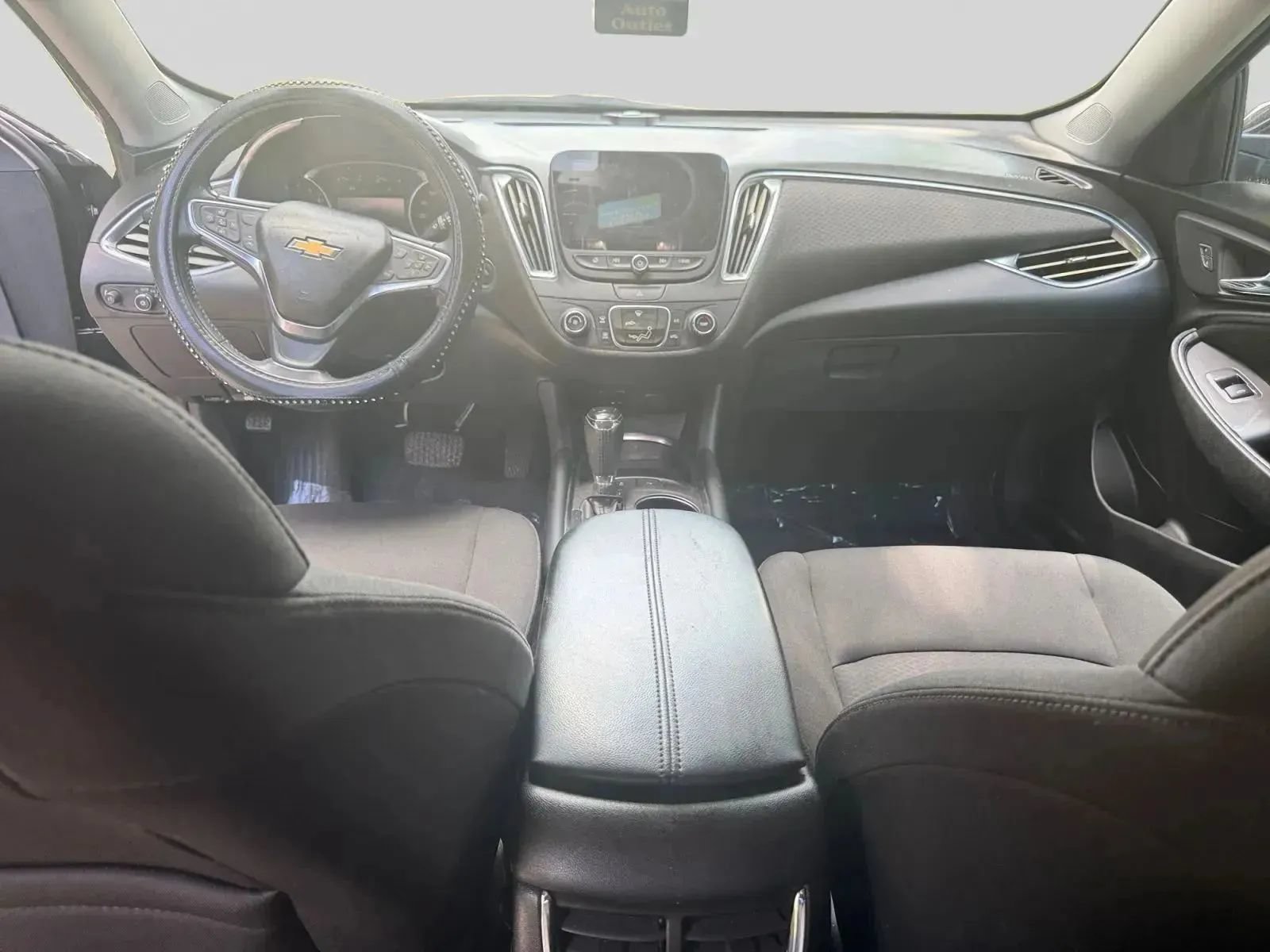 Used 2018 Chevrolet Malibu LT w/ Driver Confidence Package FWD image 14