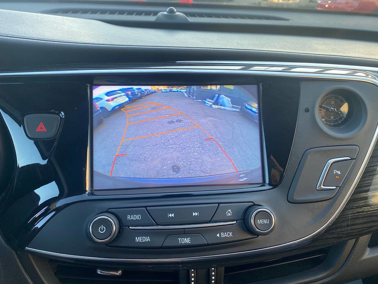 Used 2017 Buick Envision Essence image 52