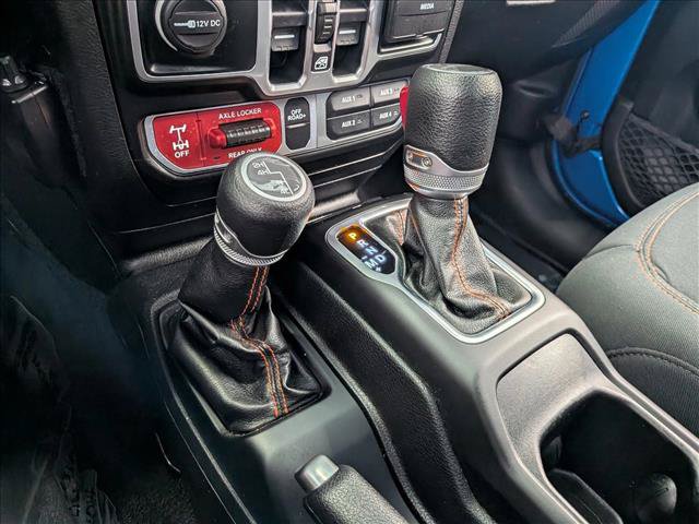Used 2020 Jeep Gladiator Mojave w/ LED Lighting Group AWD/4WD image 17