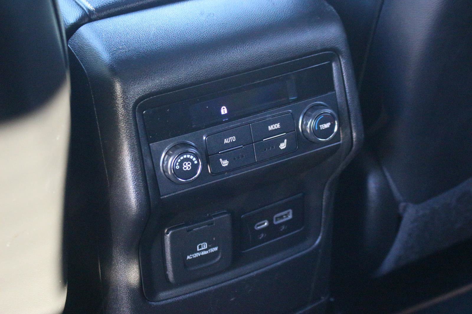 Used 2022 GMC Acadia AT4 w/ Technology Package image 35