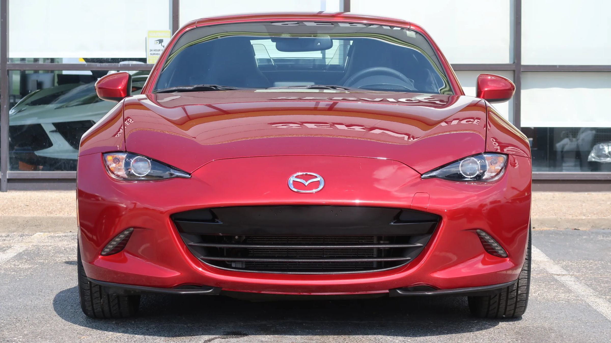 Used 2019 MAZDA MX-5 Miata RF Grand Touring RWD image 2