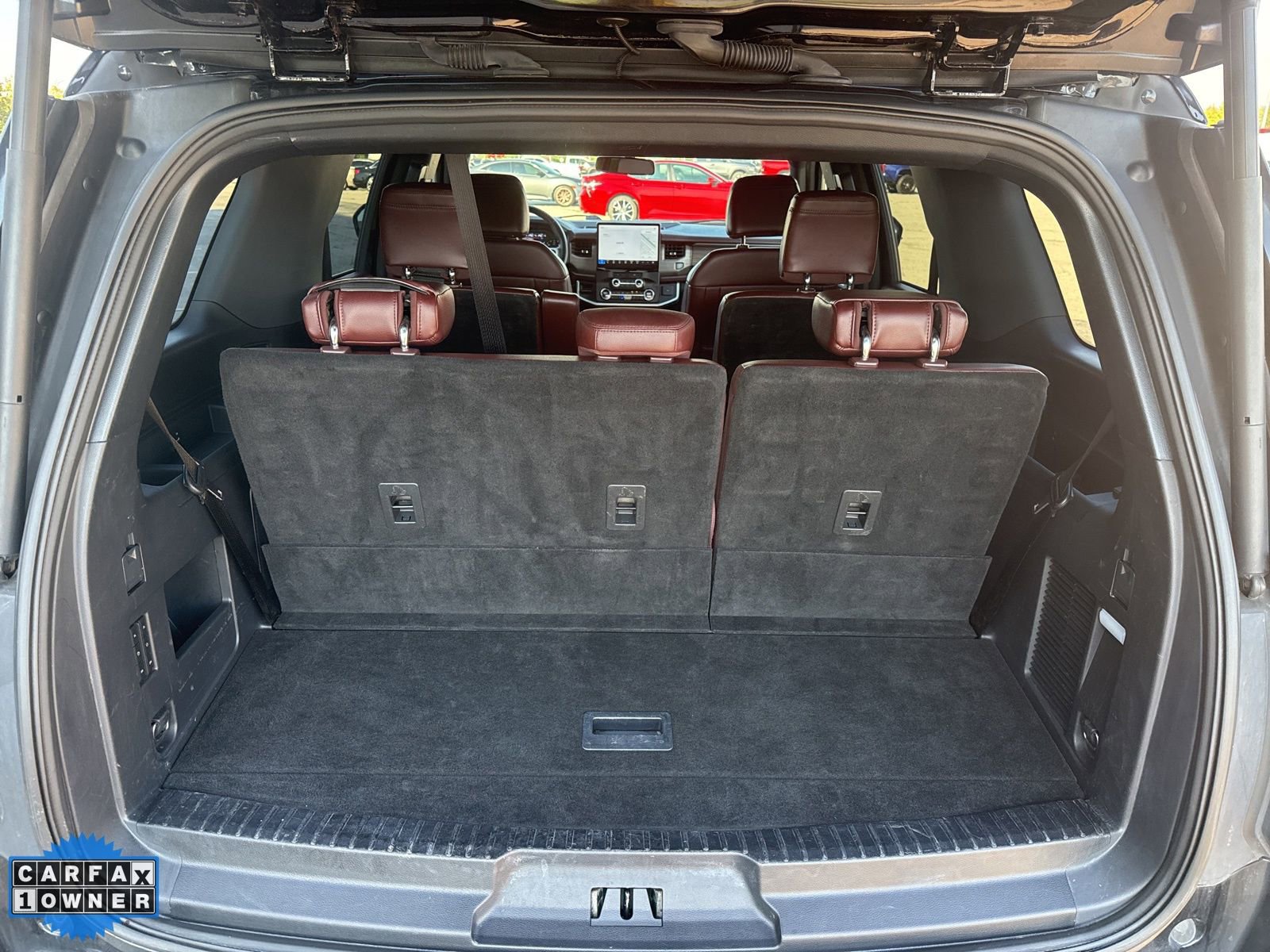 Used 2024 Ford Expedition Limited image 26