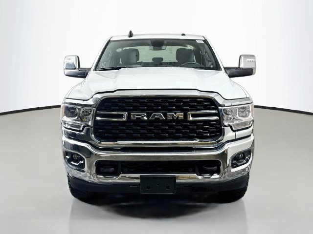 Used 2024 RAM 2500 Big Horn w/ Protection Group AWD/4WD image 2