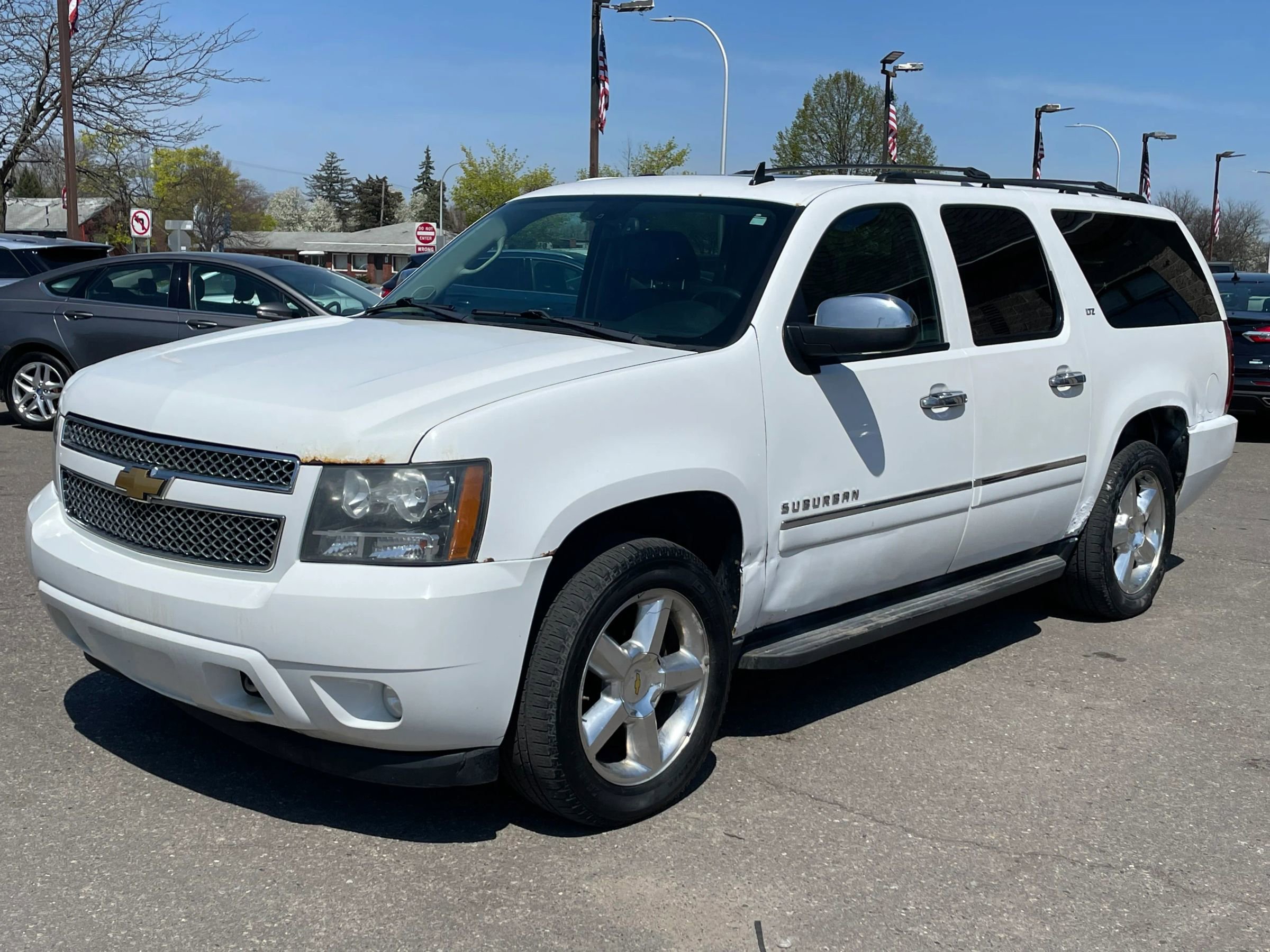 Used 2011 Chevrolet Suburban LTZ image 1