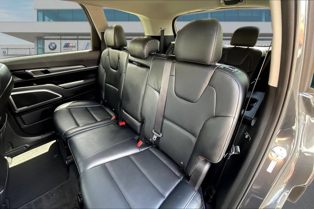Used 2020 Kia Telluride S w/ S 8 Passenger Seating Package FWD image 22