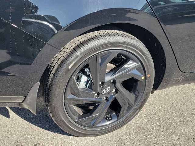 New 2026 Hyundai Elantra SEL Sport Premium image 23