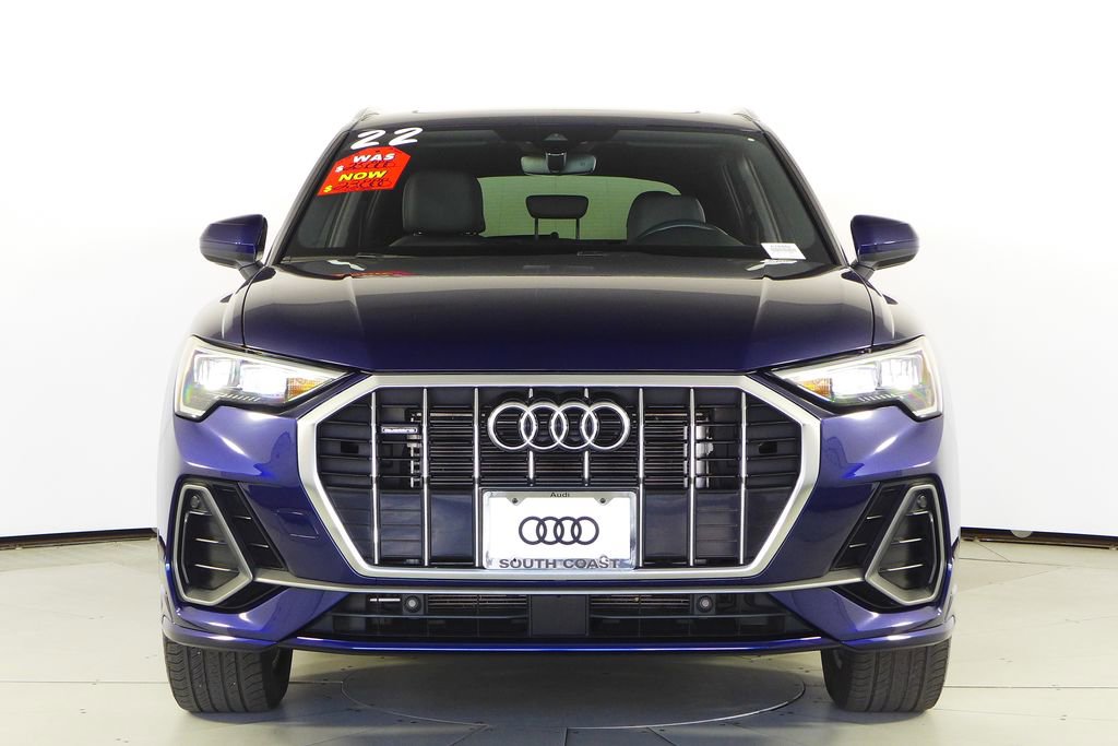 Used 2022 Audi Q3 2.0T Premium w/ Convenience Package image 3