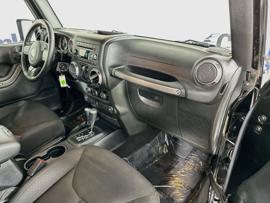 Used 2015 Jeep Wrangler Sport AWD/4WD image 30