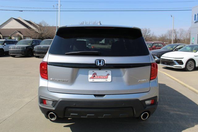 Used 2024 Honda Passport EX-L image 4