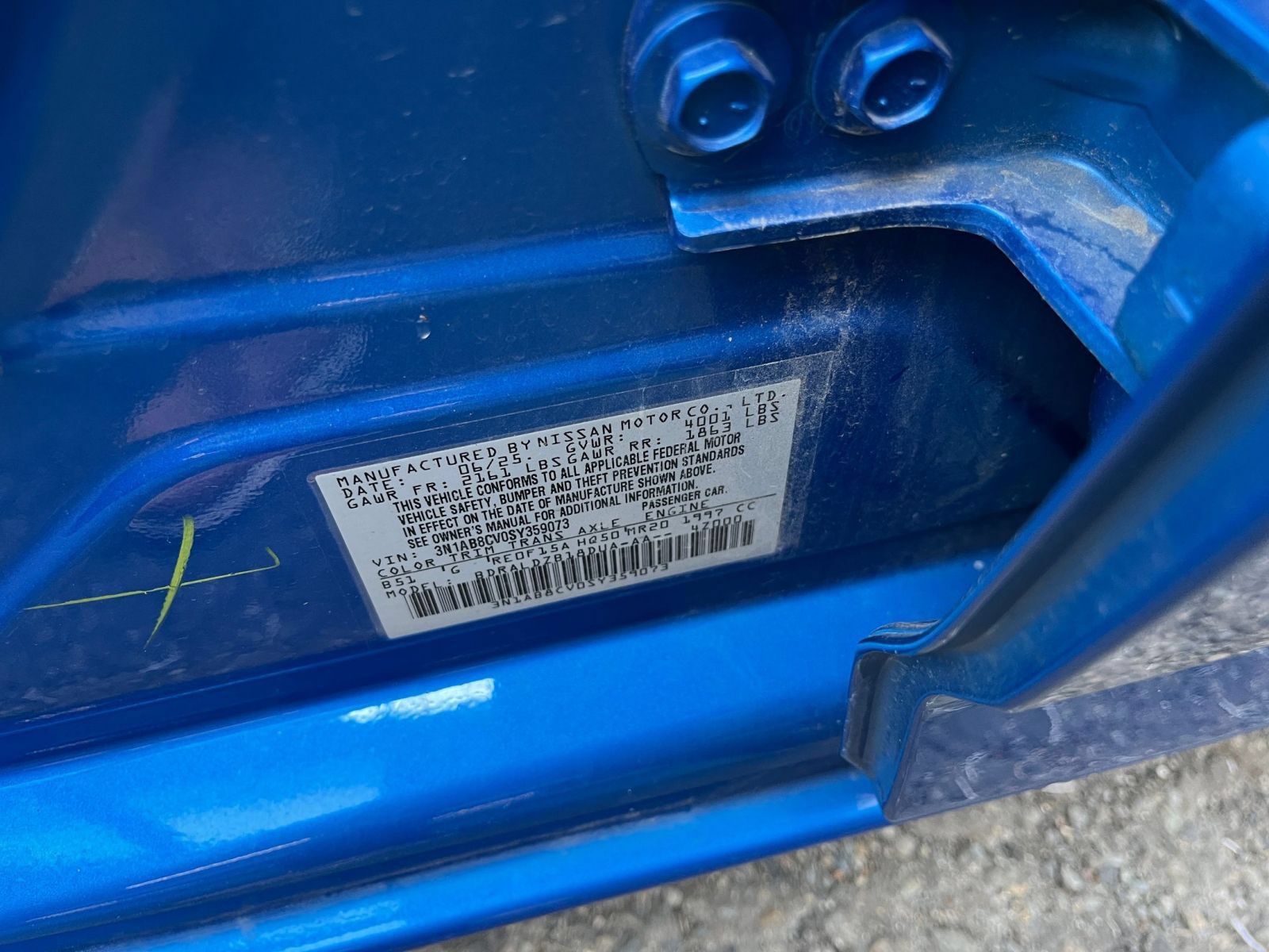 Used 2025 Nissan Sentra SV FWD image 24