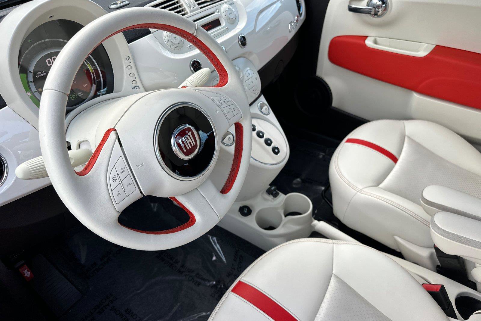 Used 2015 FIAT 500 e image 10