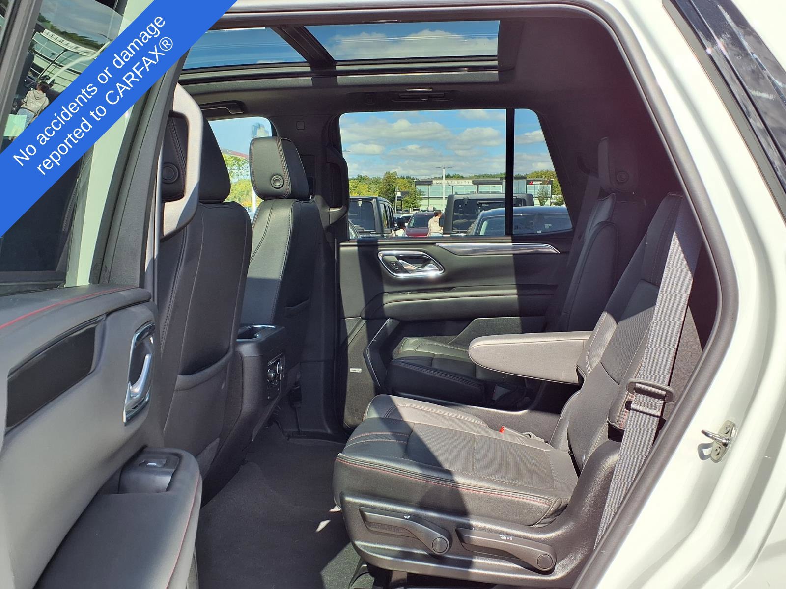 Used 2024 Chevrolet Tahoe RST w/ Luxury Package AWD/4WD image 14
