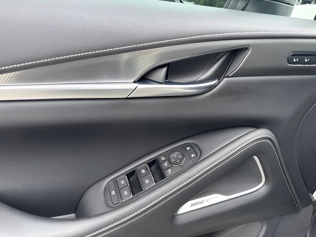 Used 2023 INFINITI QX60 Luxe w/ Vision Package FWD image 29