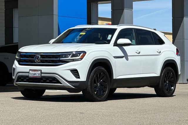 Used 2022 Volkswagen Atlas Cross Sport SE w/ Panoramic Sunroof Package FWD image 10