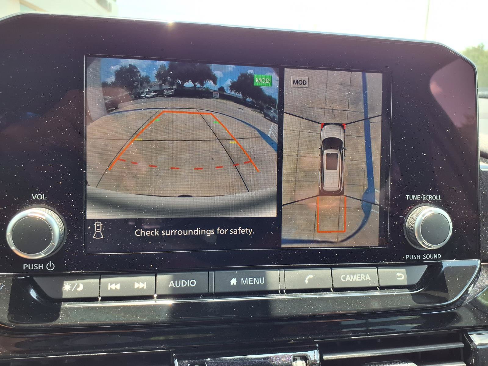 Used 2024 Nissan Pathfinder Rock Creek AWD/4WD image 5