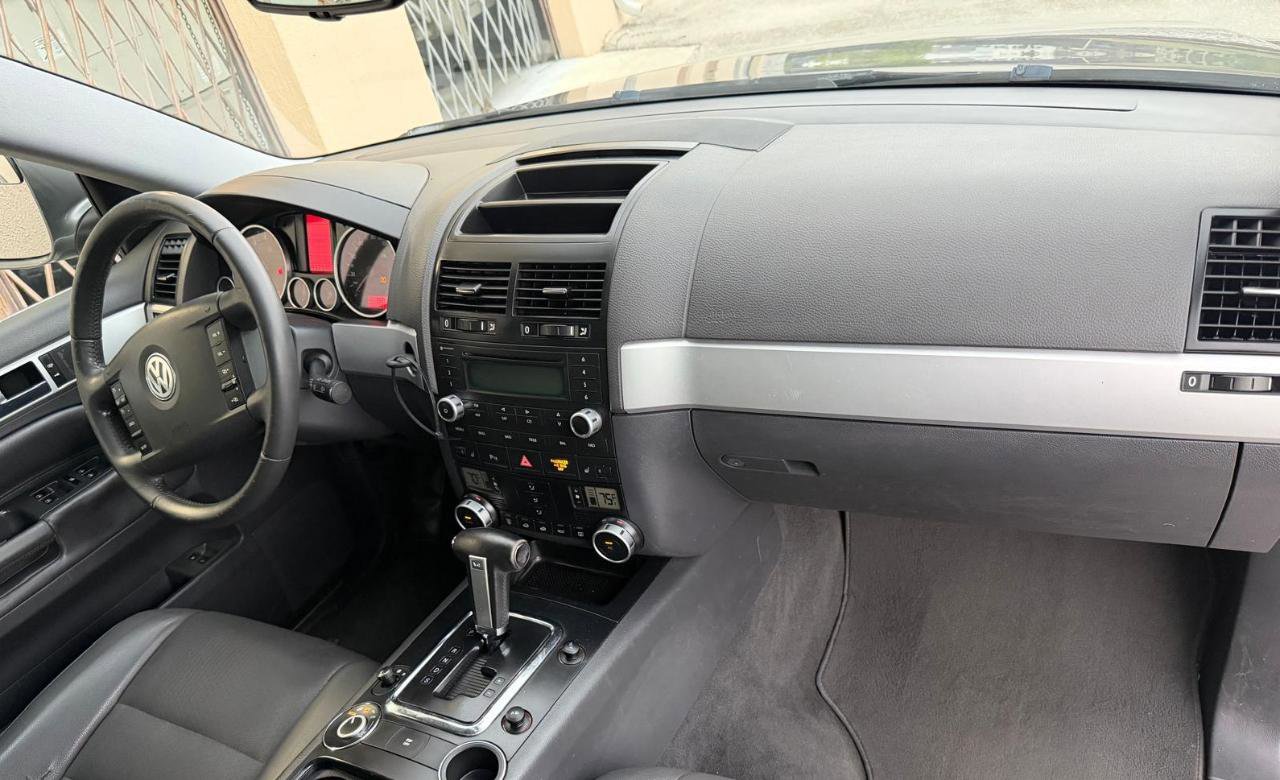Used 2008 Volkswagen Touareg V6 AWD/4WD image 16