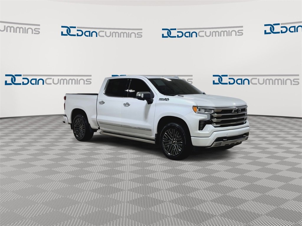 Used 2024 Chevrolet Silverado 1500 High Country image 2