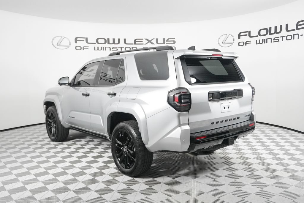 Used 2025 Toyota 4Runner Platinum AWD/4WD image 5