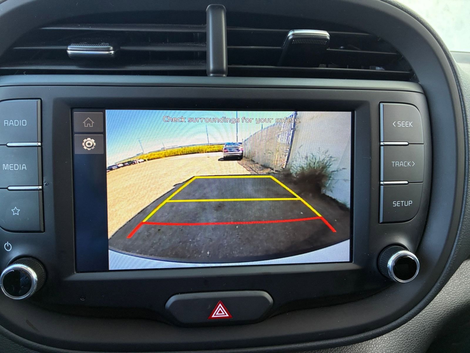 Used 2025 Kia Soul LX w/ LX Technology Package image 22