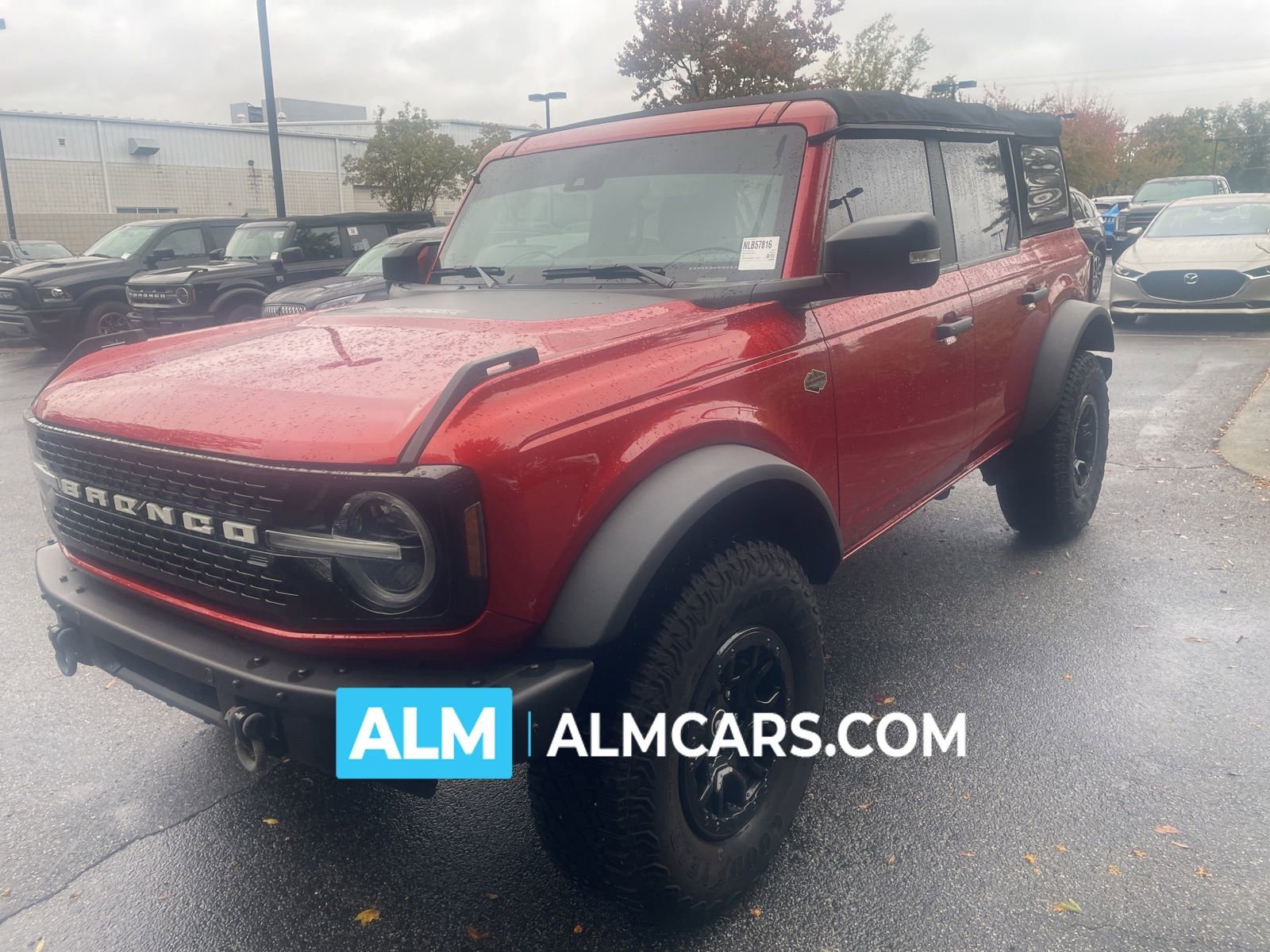 Used 2022 Ford Bronco Wildtrak image 1