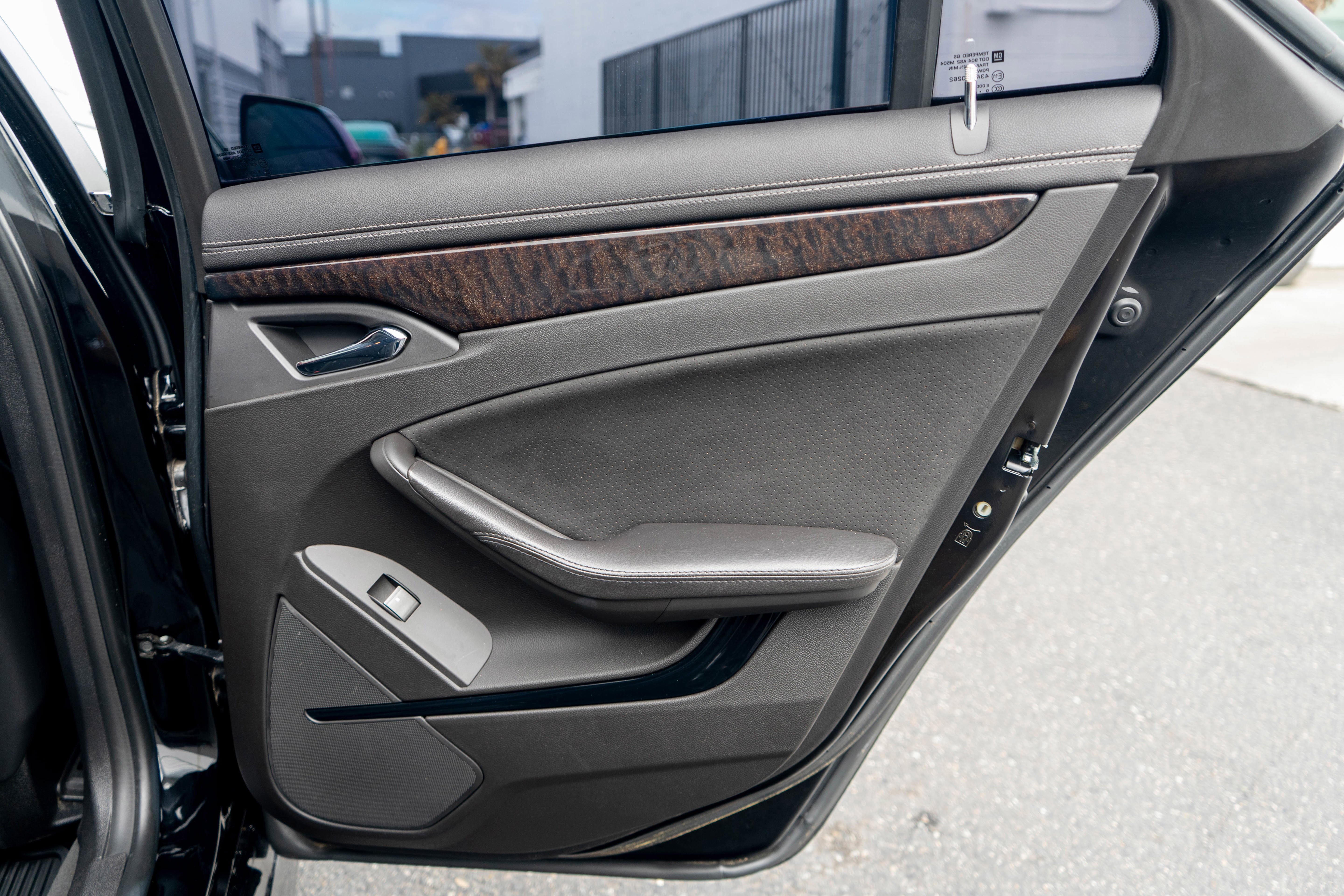 Used 2011 Cadillac CTS V w/ Wood Trim Package image 27