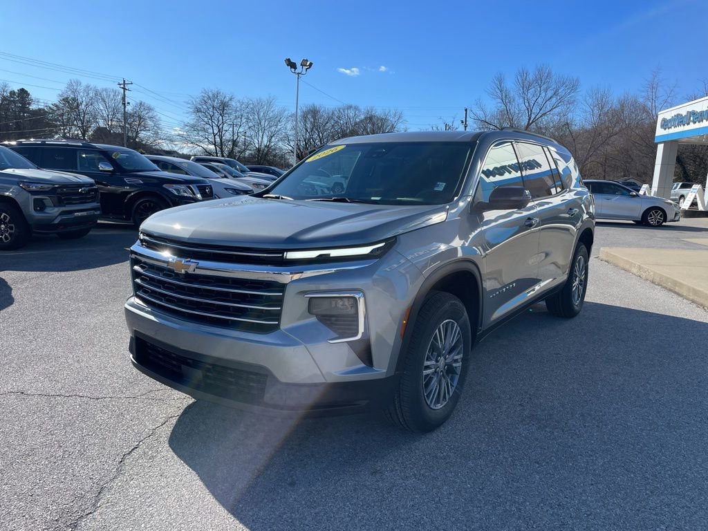 New 2026 Chevrolet Traverse LT w/ Driver Confidence Package image 3