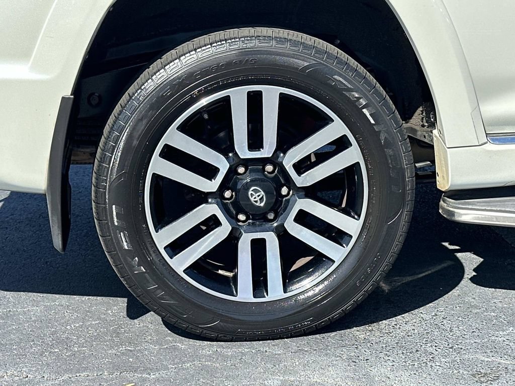 Used 2019 Toyota 4Runner Limited AWD/4WD image 9