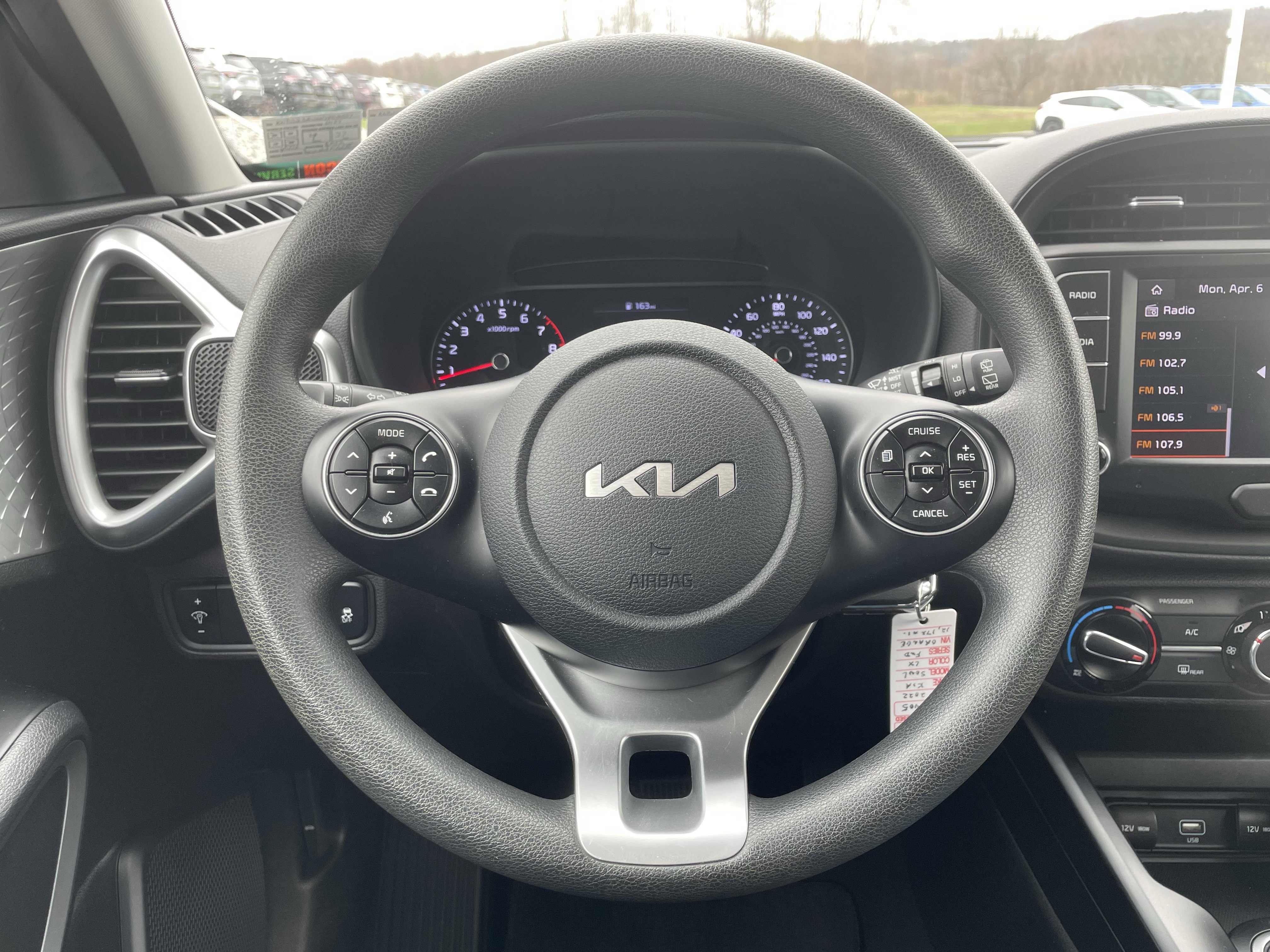 Used 2022 Kia Soul LX FWD image 17