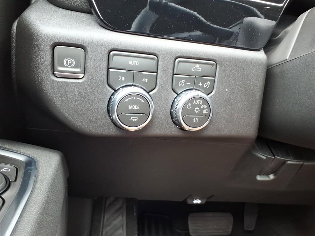 New 2026 GMC Sierra 1500 Elevation image 18
