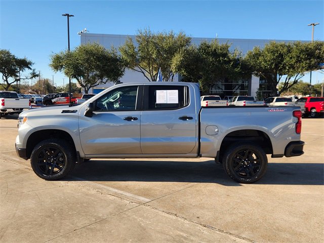 Used 2024 Chevrolet Silverado 1500 LT Trail Boss w/ LPO, Dark Essentials Package image 4