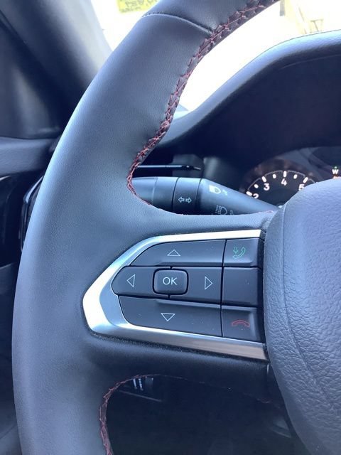 Used 2025 Jeep Compass Trailhawk w/ Trailhawk Convenience Group AWD/4WD image 23